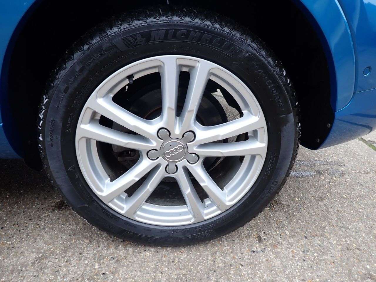 2015 AUDI Q3 2015 AUDI Q3