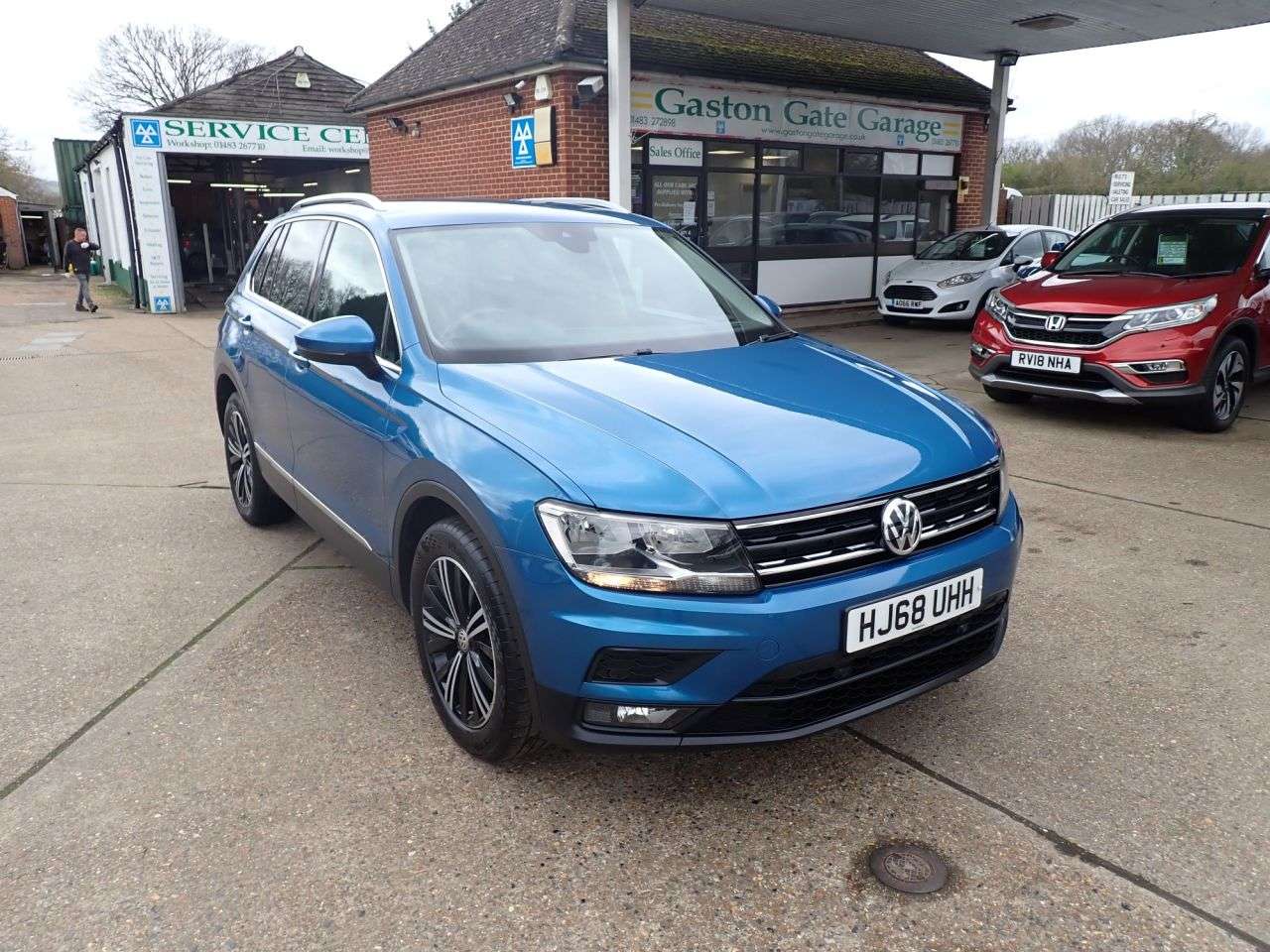 A 2018 VOLKSWAGEN TIGUAN 2.0 TDI SE Navigation SUV 5dr Diesel DSG Euro 6 (s/s) (150 ps) PARKING SENS A 2018 VOLKSWAGEN TIGUAN 2.0 TDI SE Navigation SUV 5dr Diesel DSG Euro 6 (s/s) (150 ps) PARKING SENS