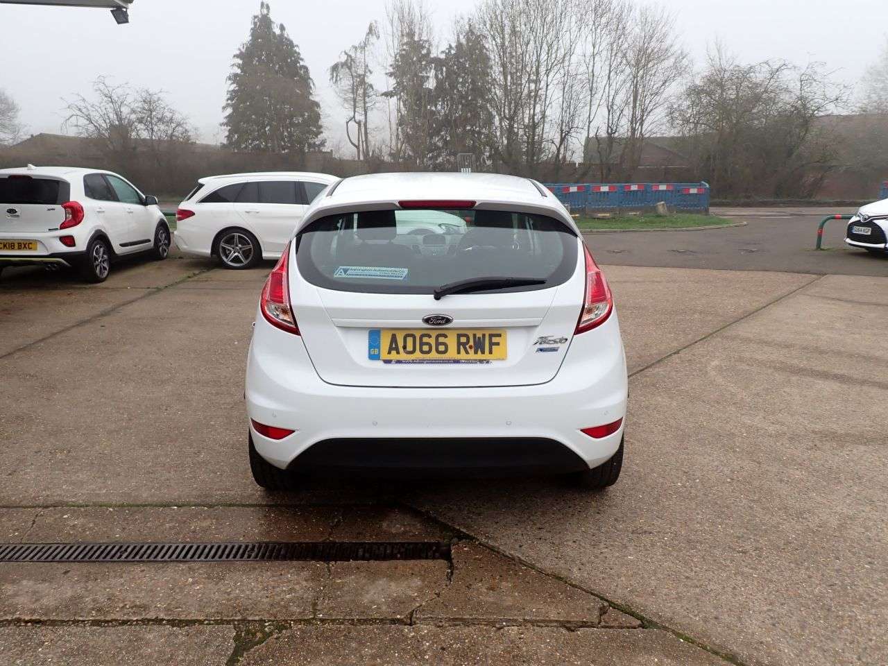 A 2016 FORD FIESTA 1.25 Zetec Hatchback 5dr Petrol Manual Euro 6 (82 ps) NEW TIMING BELT, PARK A 2016 FORD FIESTA 1.25 Zetec Hatchback 5dr Petrol Manual Euro 6 (82 ps) NEW TIMING BELT, PARK