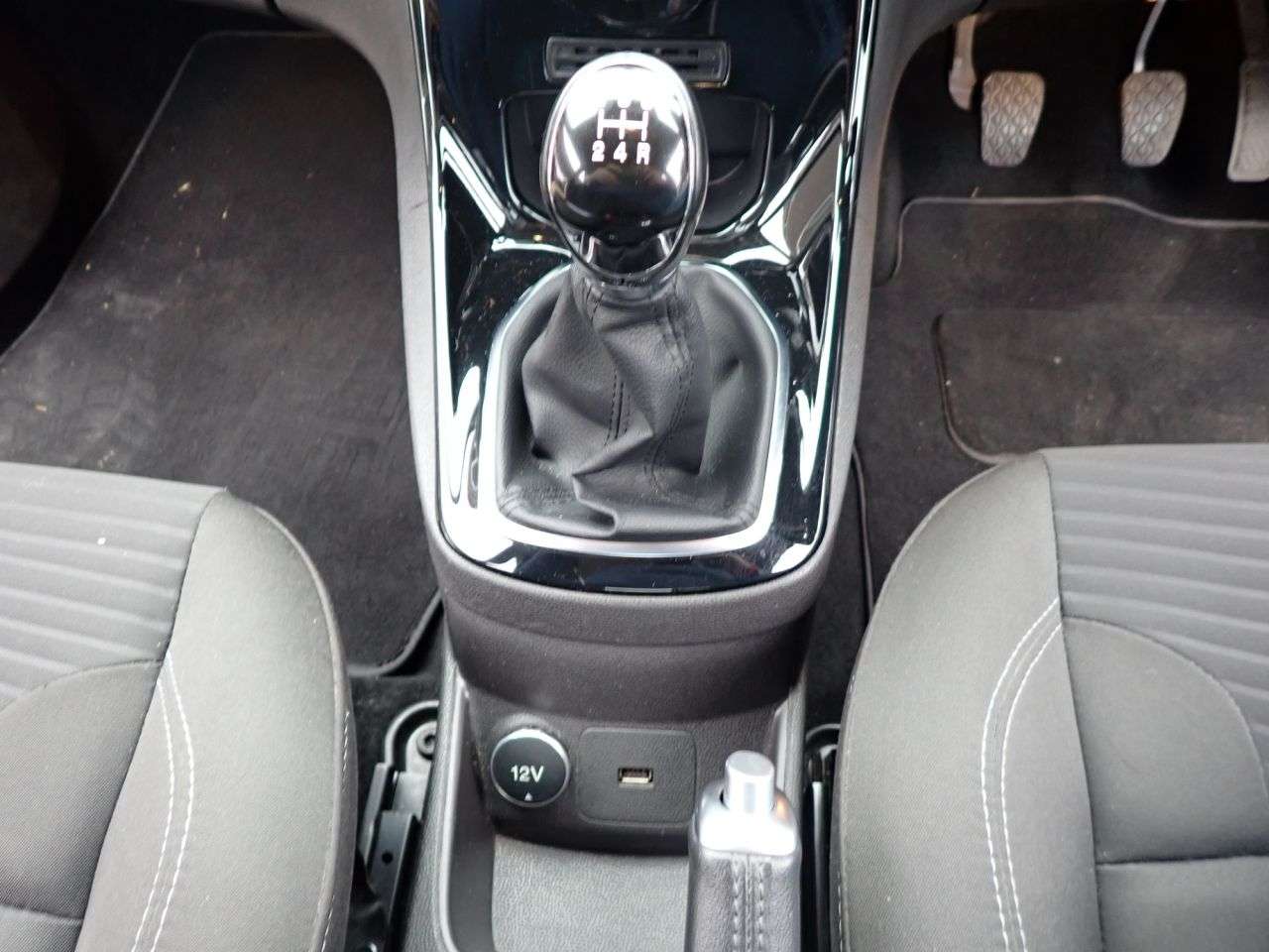 2016 FORD FIESTA 2016 FORD FIESTA