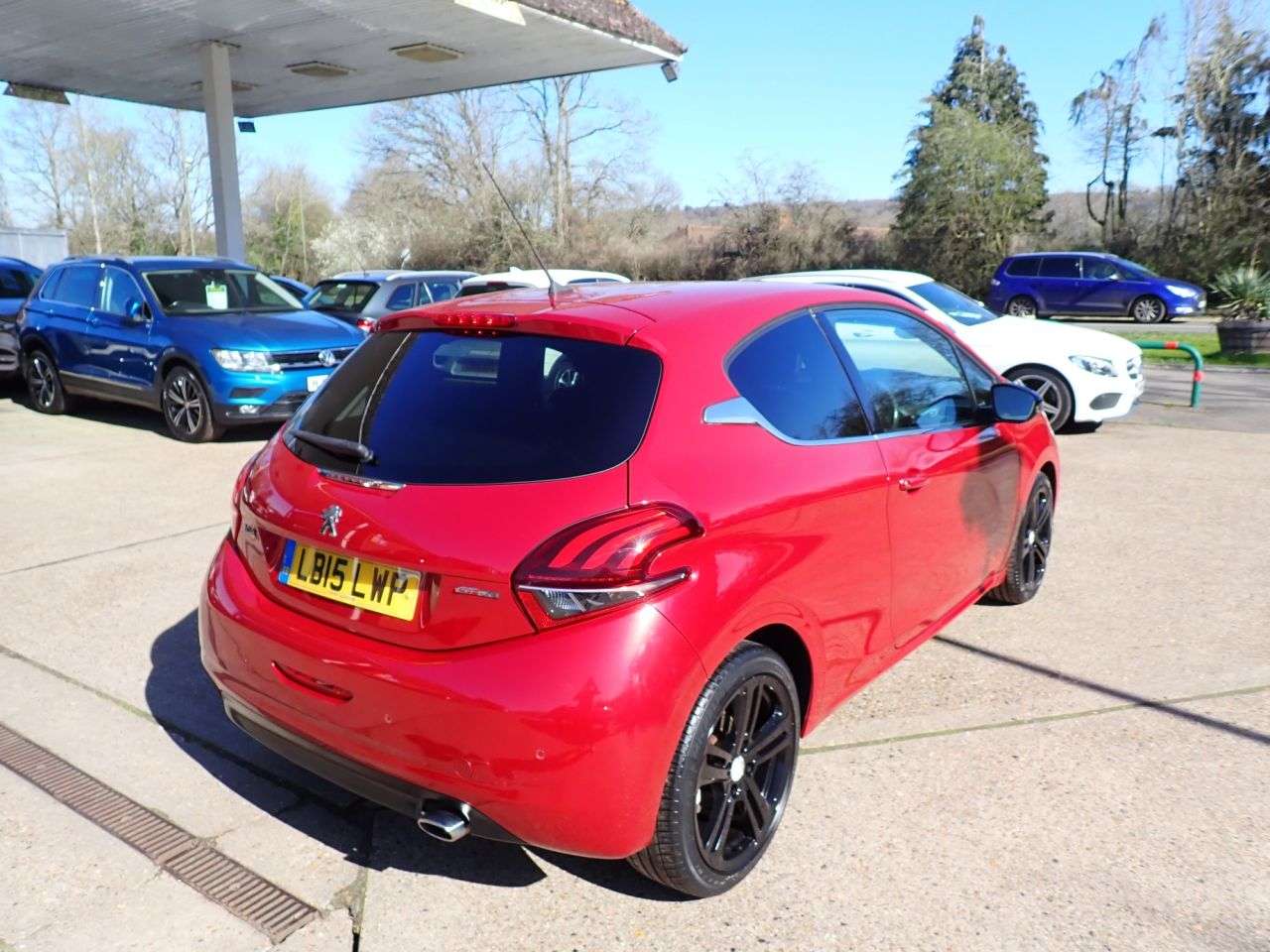 A 2015 PEUGEOT 208 1.2 PureTech GT Line Hatchback 5dr Petrol EAT Euro 6 (s/s) (110 ps) PARKING A 2015 PEUGEOT 208 1.2 PureTech GT Line Hatchback 5dr Petrol EAT Euro 6 (s/s) (110 ps) PARKING