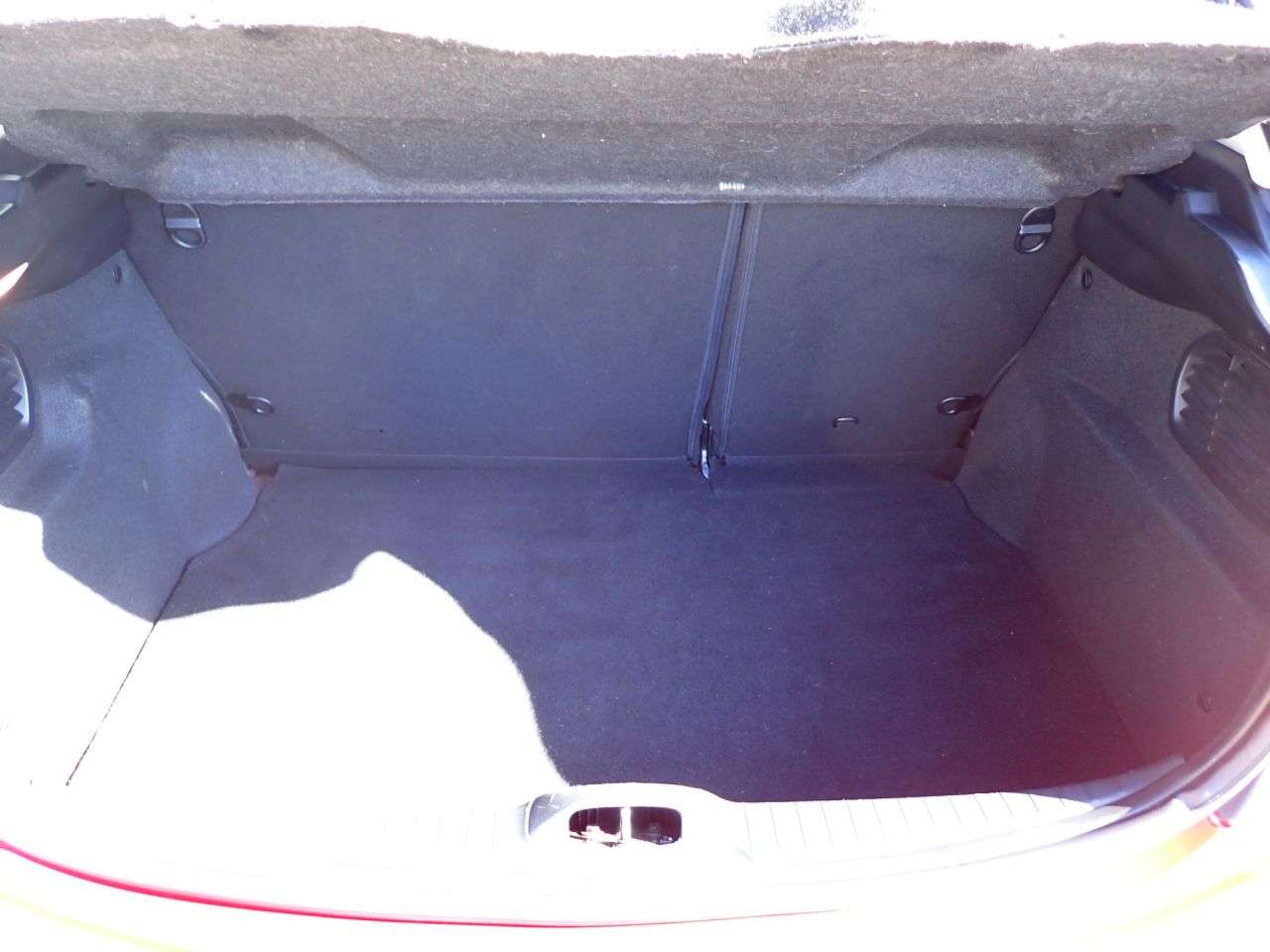 2015 PEUGEOT 208 2015 PEUGEOT 208