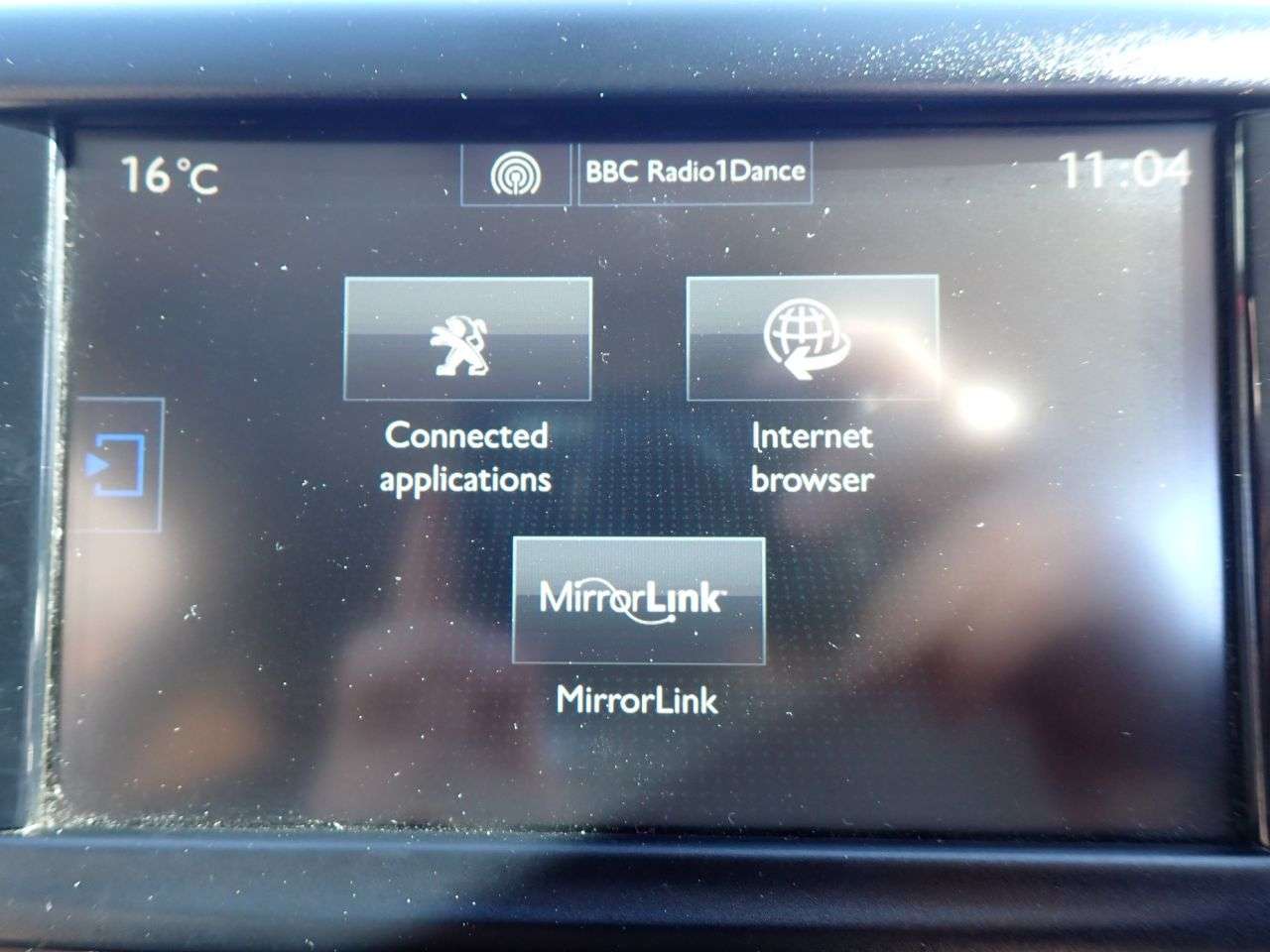 2015 PEUGEOT 208 2015 PEUGEOT 208