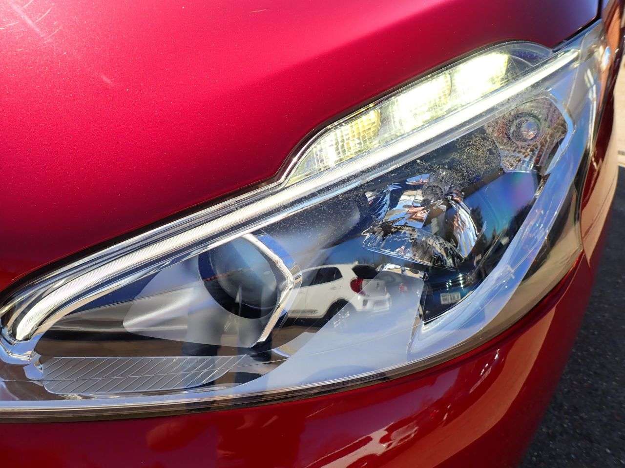 2015 PEUGEOT 208 2015 PEUGEOT 208