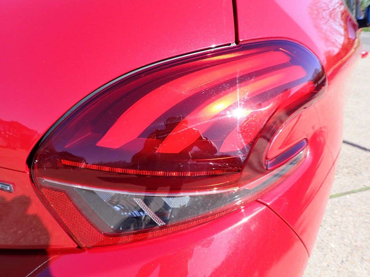 2015 PEUGEOT 208 2015 PEUGEOT 208