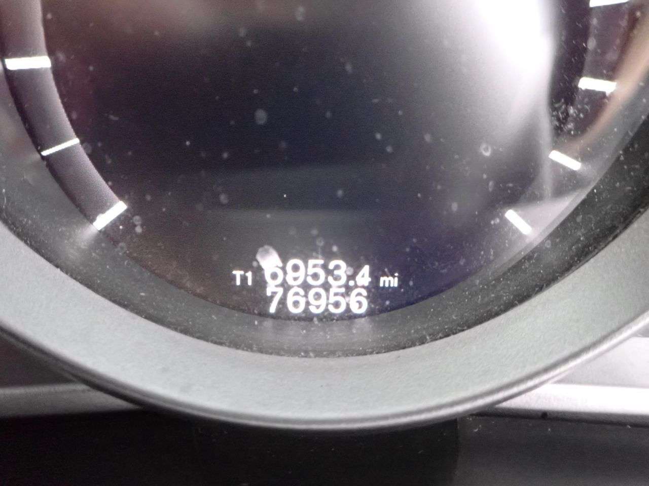 2016 VOLVO V40 2016 VOLVO V40