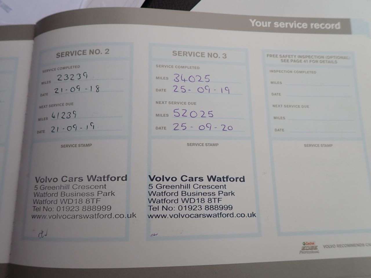 2016 VOLVO V40 2016 VOLVO V40