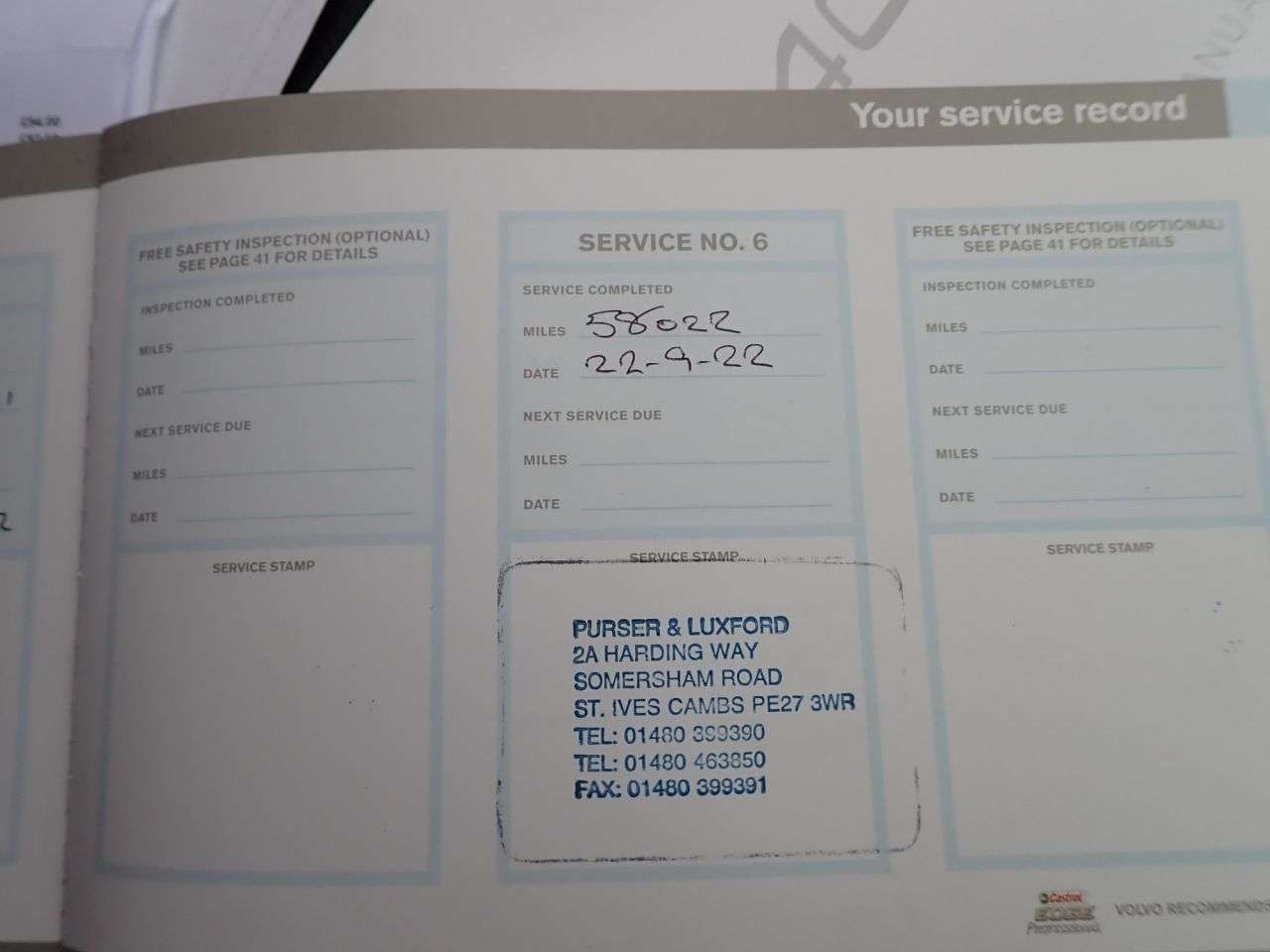 2016 VOLVO V40 2016 VOLVO V40