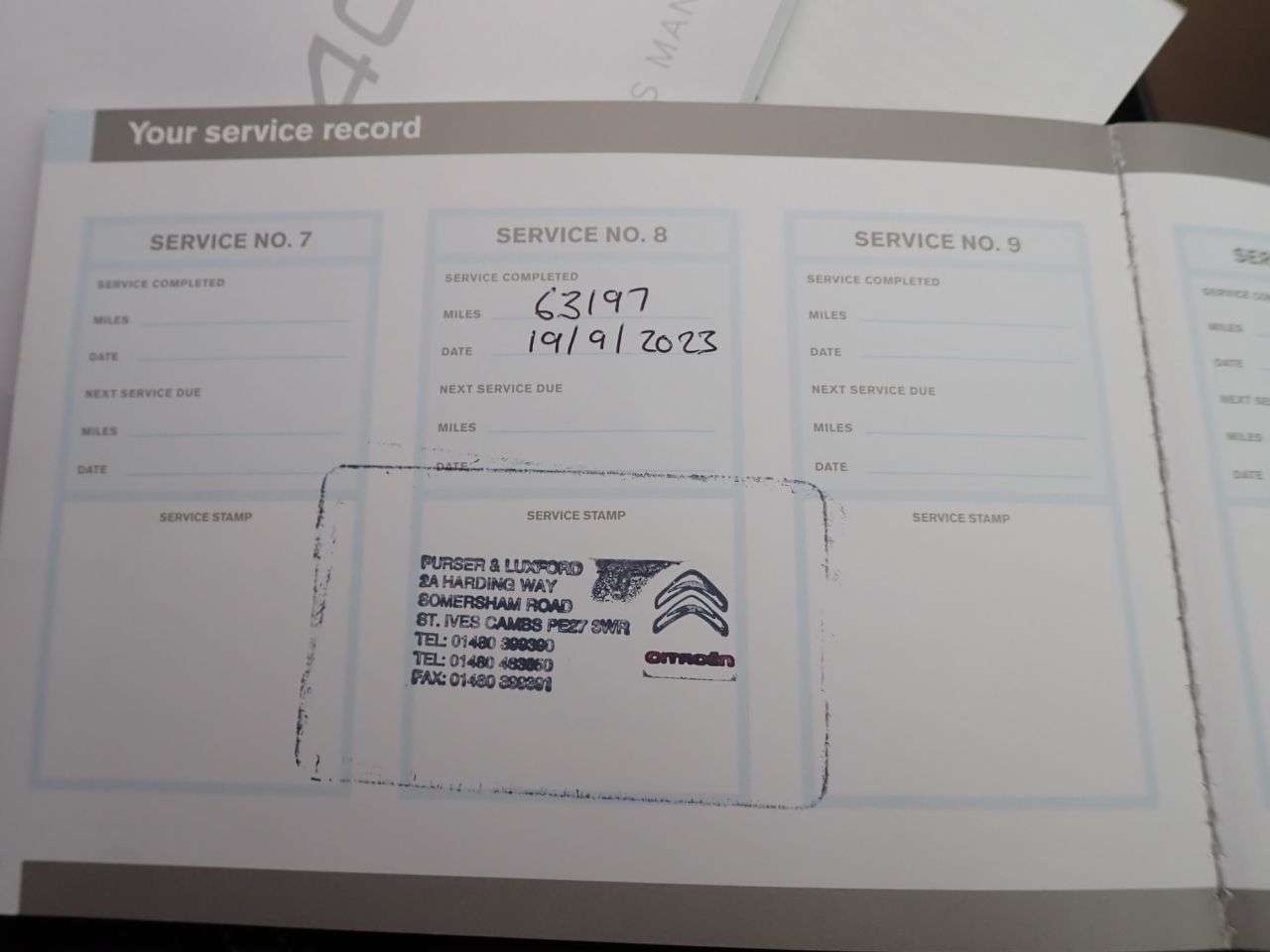 2016 VOLVO V40 2016 VOLVO V40