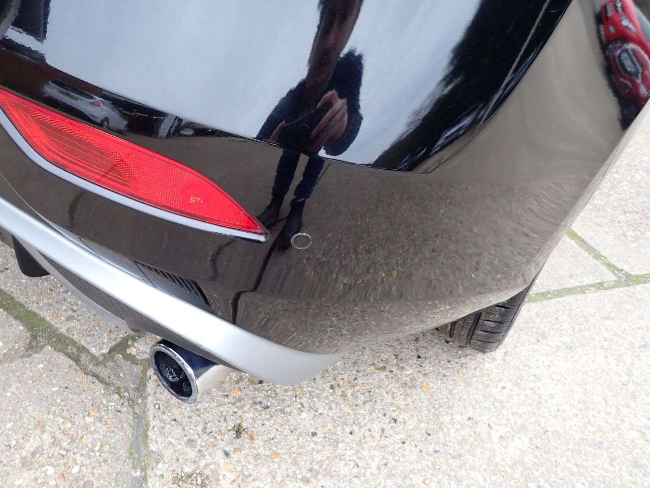 2016 VOLVO V40 2016 VOLVO V40