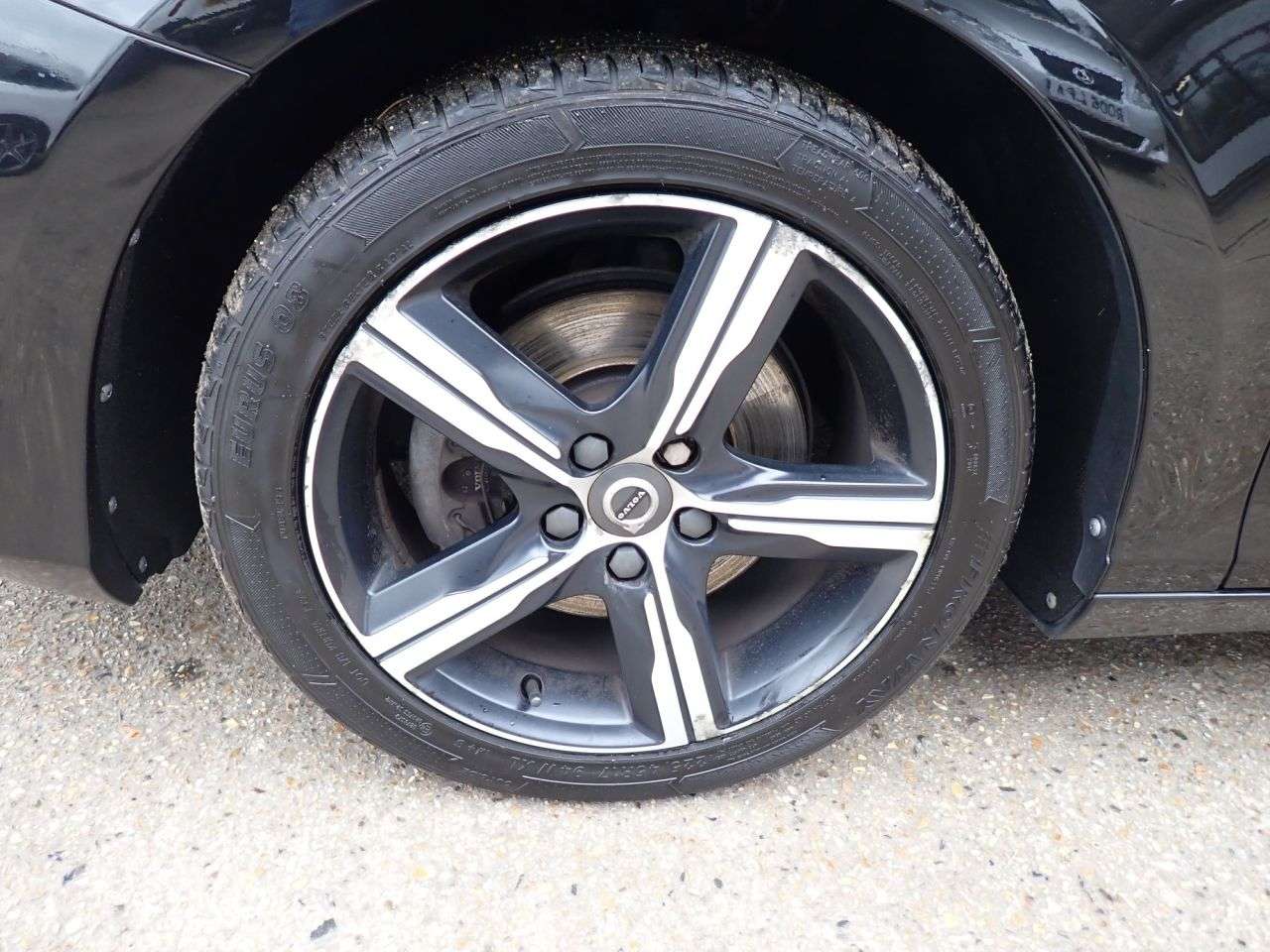 2016 VOLVO V40 2016 VOLVO V40