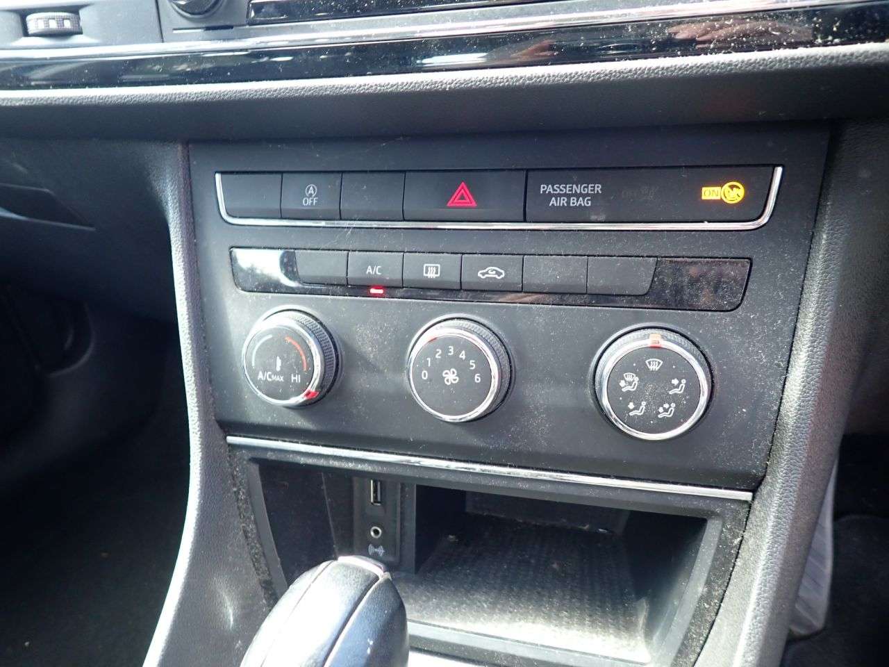 2015 SEAT LEON 2015 SEAT LEON