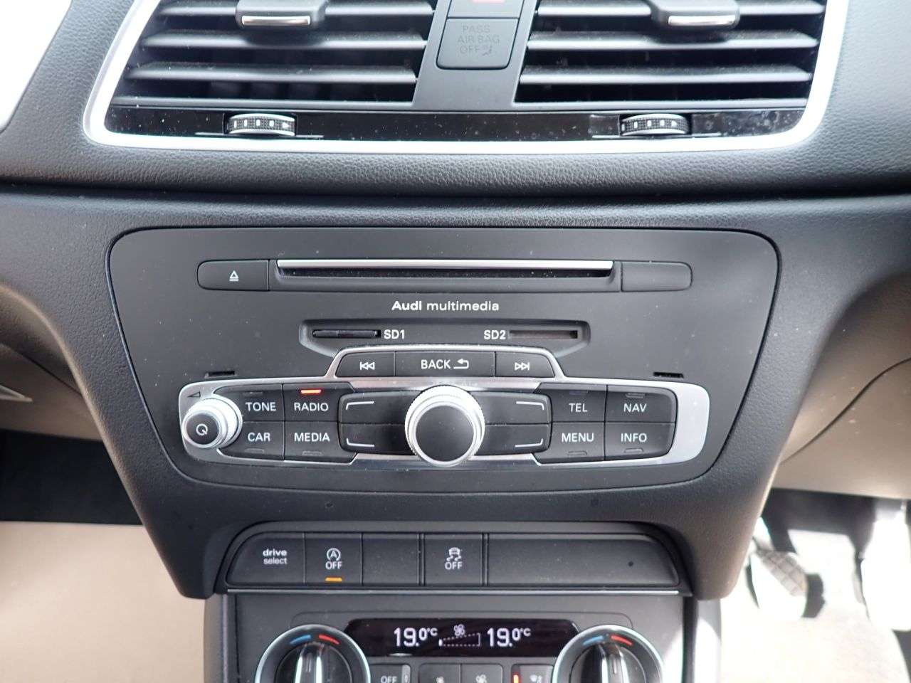 2017 AUDI Q3 2017 AUDI Q3