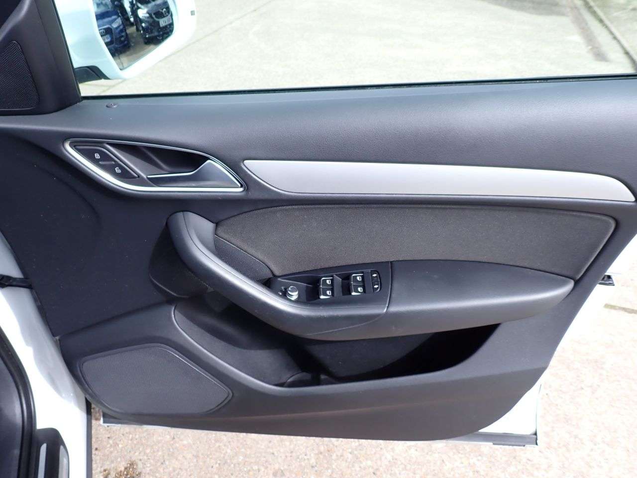 2017 AUDI Q3 2017 AUDI Q3