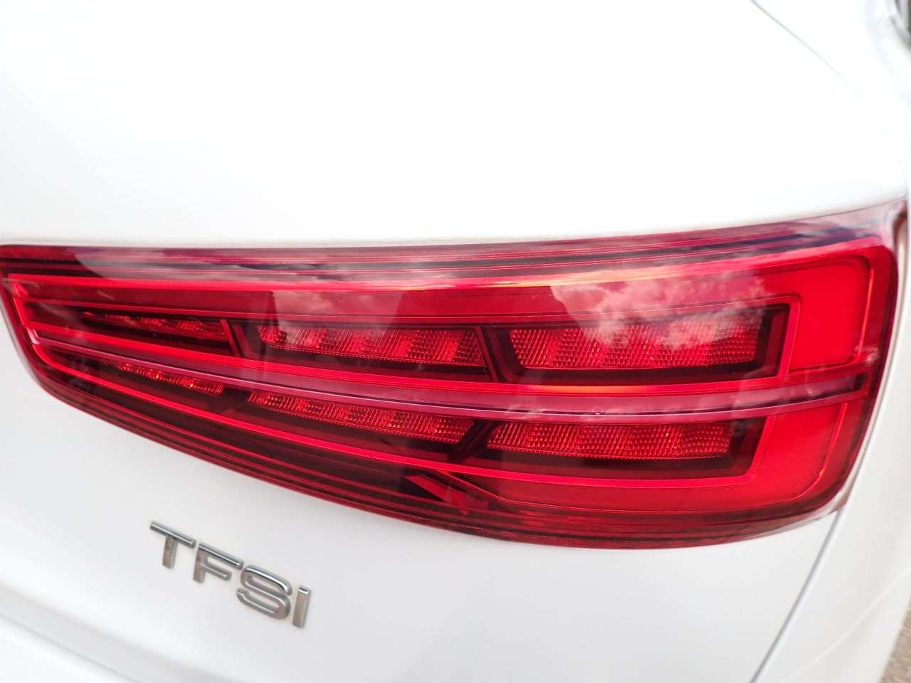 2017 AUDI Q3 2017 AUDI Q3