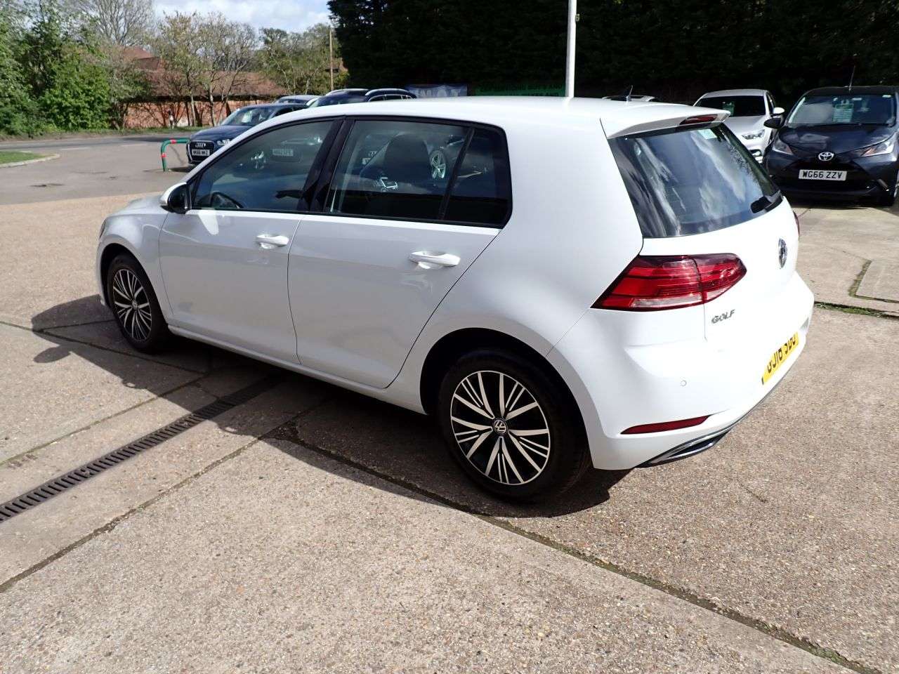 2018 VOLKSWAGEN GOLF 2018 VOLKSWAGEN GOLF