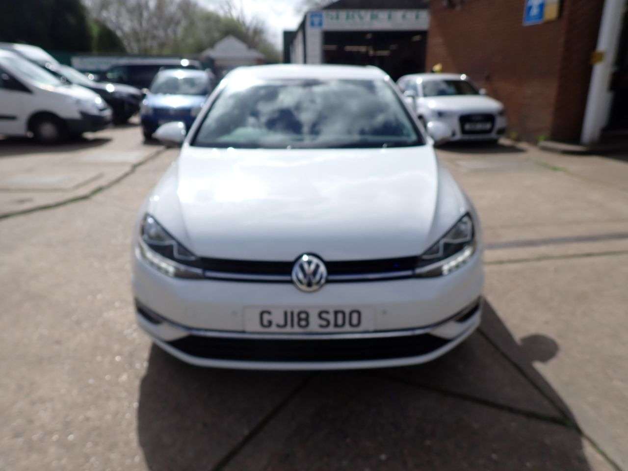 2018 VOLKSWAGEN GOLF 2018 VOLKSWAGEN GOLF