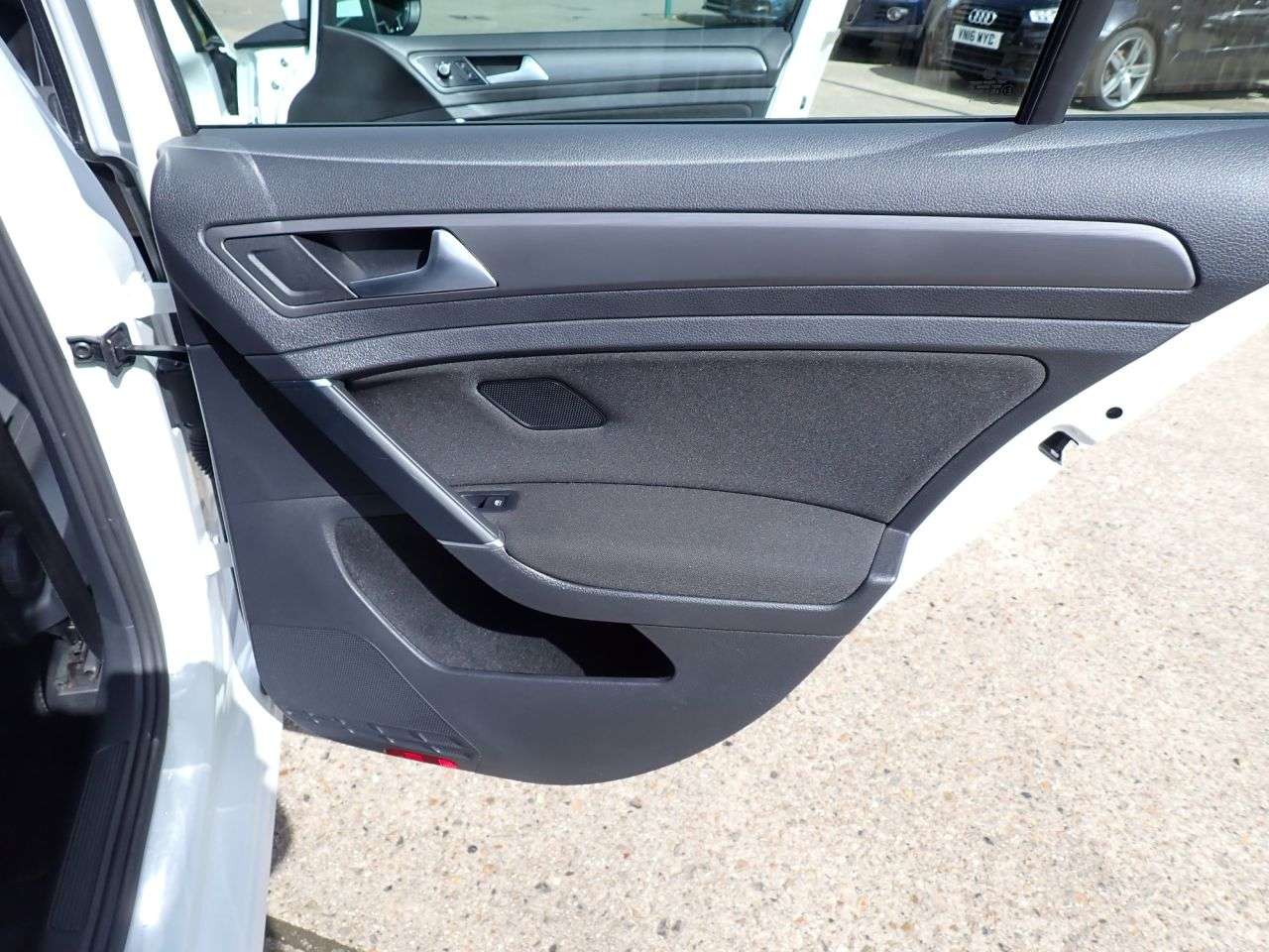 2018 VOLKSWAGEN GOLF 2018 VOLKSWAGEN GOLF