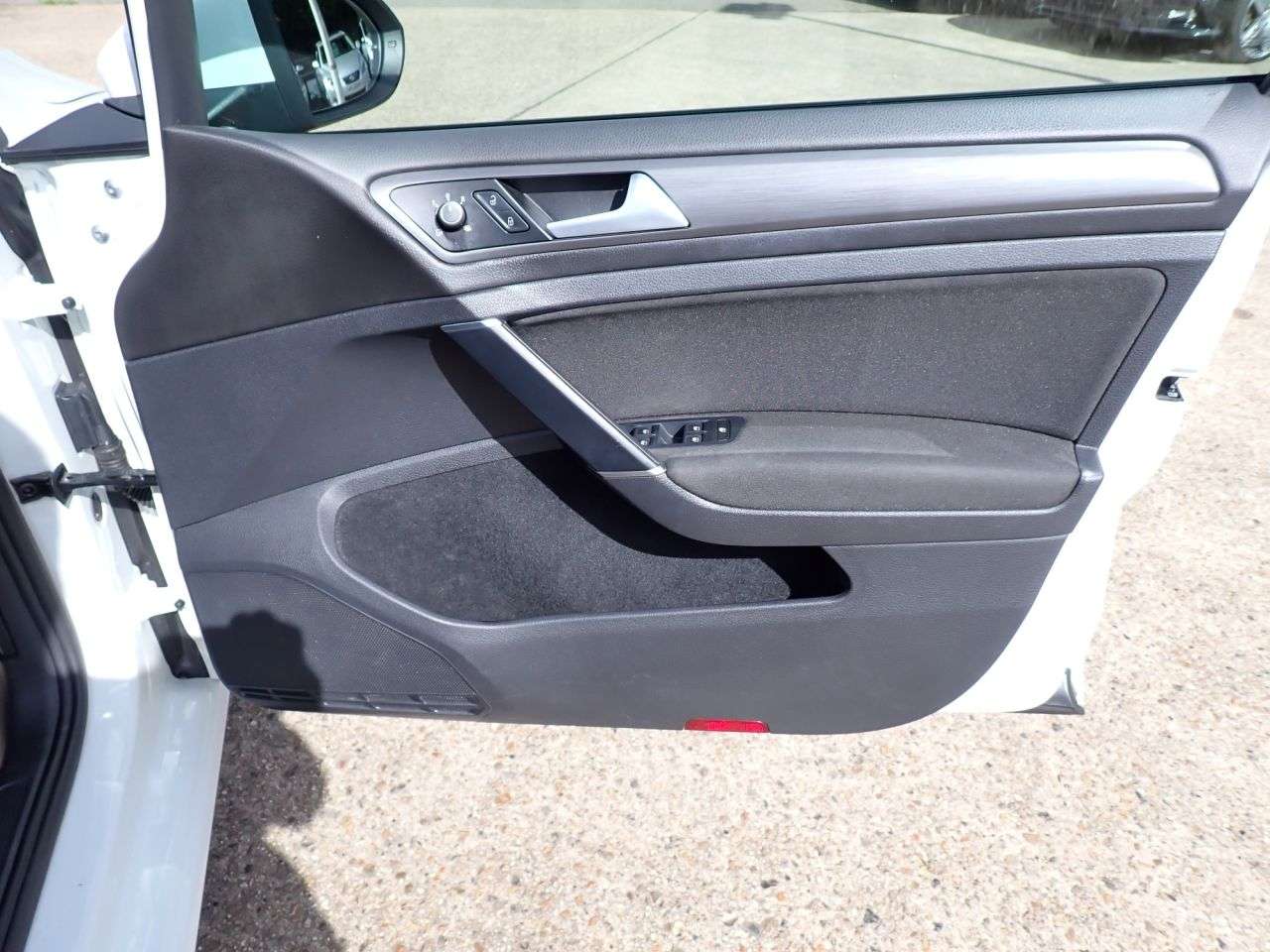 2018 VOLKSWAGEN GOLF 2018 VOLKSWAGEN GOLF