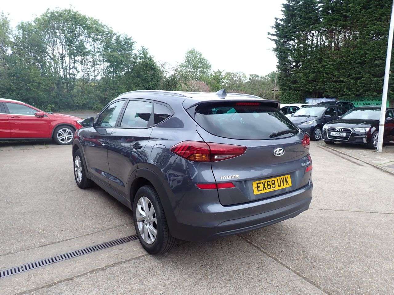 A 2019 HYUNDAI TUCSON 1.6 GDi SE Nav SUV 5dr Petrol Manual Euro 6 (s/s) (132 ps) FULL ADVERT TO F A 2019 HYUNDAI TUCSON 1.6 GDi SE Nav SUV 5dr Petrol Manual Euro 6 (s/s) (132 ps) FULL ADVERT TO F