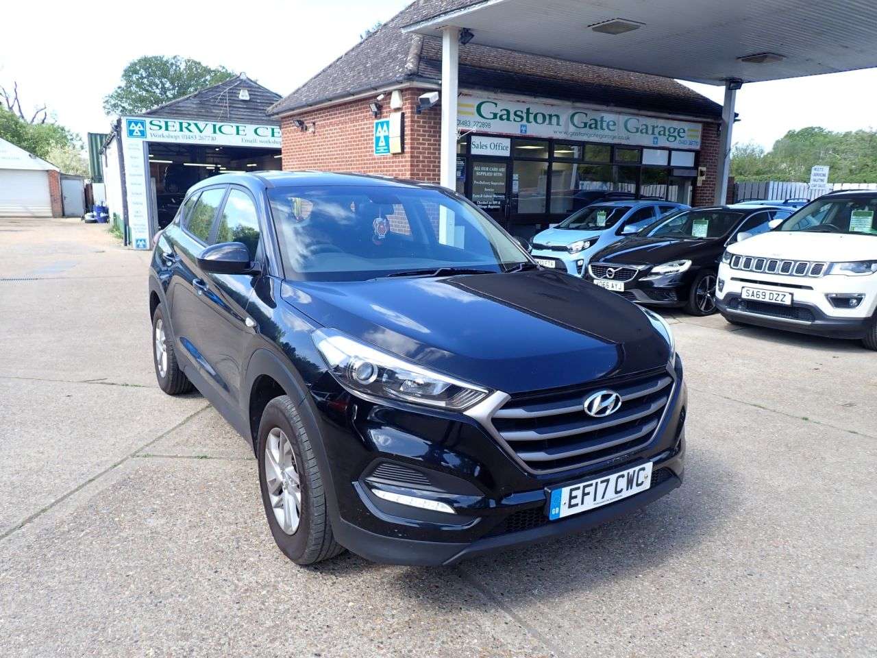A 2017 HYUNDAI TUCSON 1.6 GDi Blue Drive S SUV 5dr Petrol Manual Euro 6 (s/s) (132 ps) FULL ADVER A 2017 HYUNDAI TUCSON 1.6 GDi Blue Drive S SUV 5dr Petrol Manual Euro 6 (s/s) (132 ps) FULL ADVER