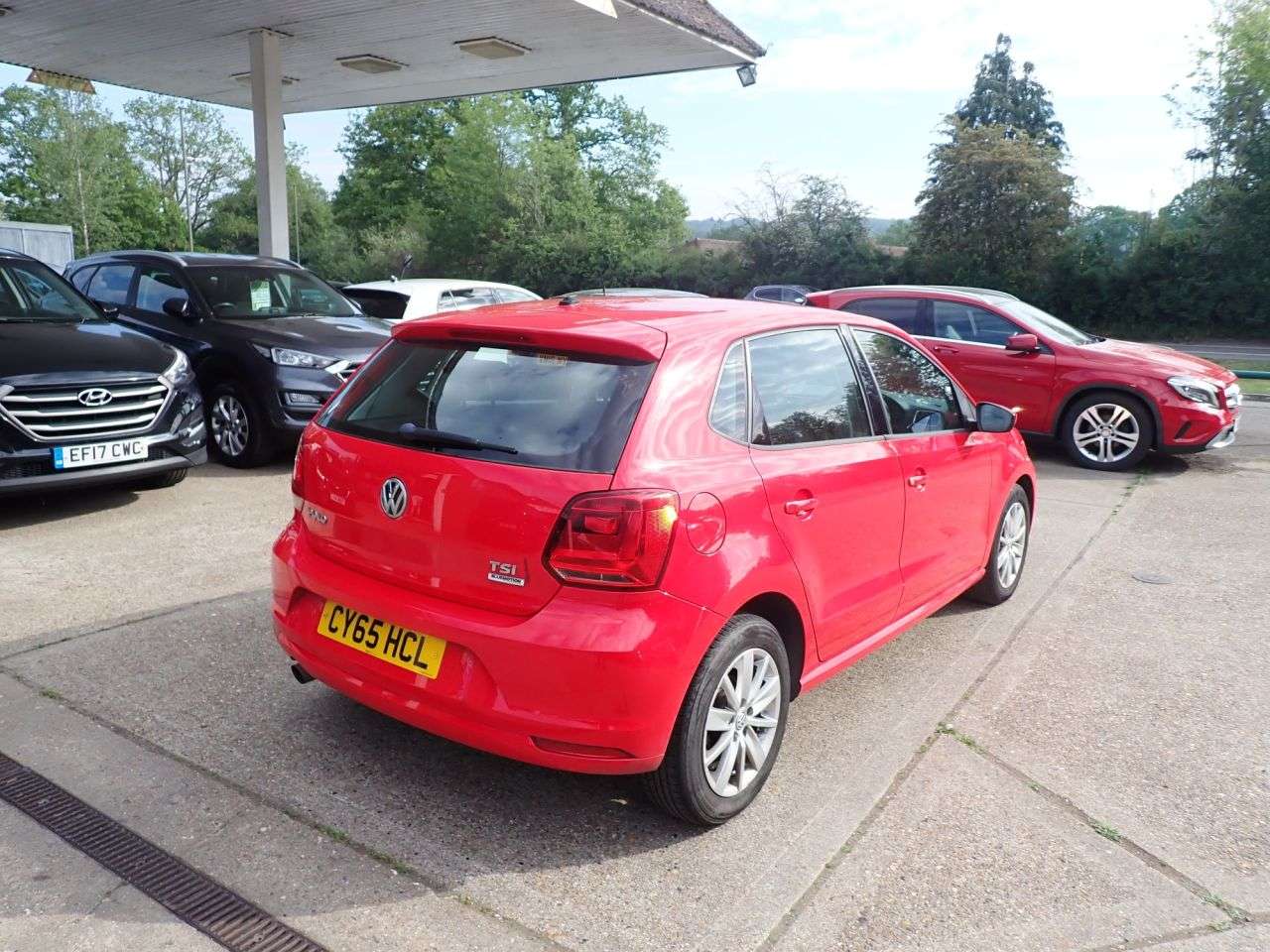 A 2016 VOLKSWAGEN POLO 1.2 TSI BlueMotion Tech SE Hatchback 5dr Petrol Manual Euro 6 (s/s) (90 ps) A 2016 VOLKSWAGEN POLO 1.2 TSI BlueMotion Tech SE Hatchback 5dr Petrol Manual Euro 6 (s/s) (90 ps)