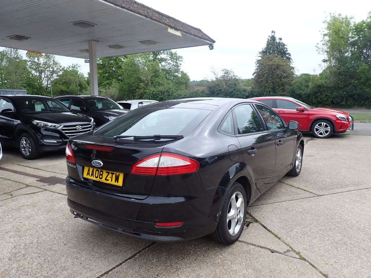 A 2008 FORD MONDEO 2.0 Edge Hatchback 5dr Petrol Manual (189 g/km, 143 bhp) MOT VALID UNTIL 12 A 2008 FORD MONDEO 2.0 Edge Hatchback 5dr Petrol Manual (189 g/km, 143 bhp) MOT VALID UNTIL 12