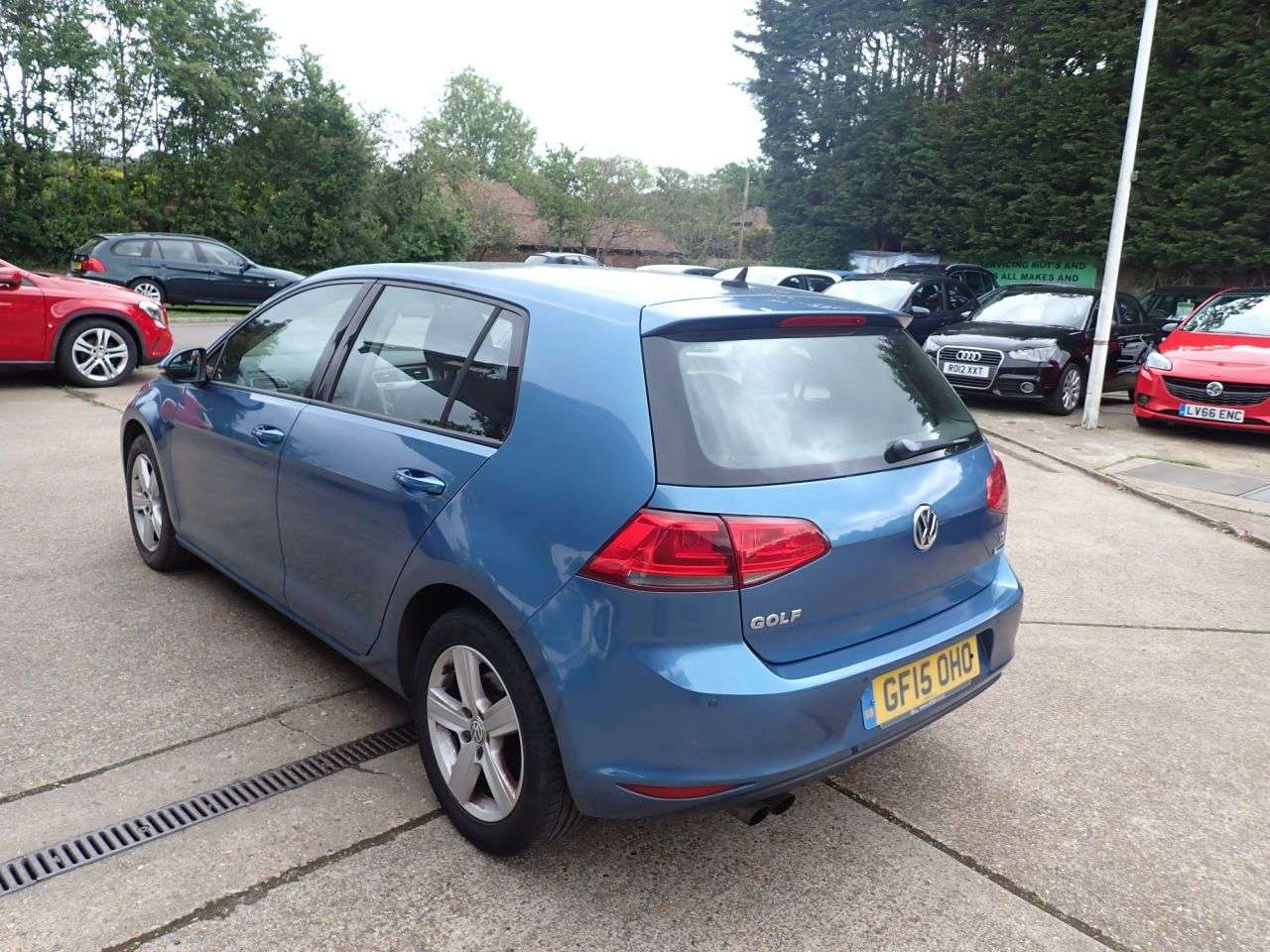 A 2015 VOLKSWAGEN GOLF 1.4 TSI BlueMotion Tech Match Hatchback 5dr Petrol Manual Euro 5 (s/s) (122 A 2015 VOLKSWAGEN GOLF 1.4 TSI BlueMotion Tech Match Hatchback 5dr Petrol Manual Euro 5 (s/s) (122