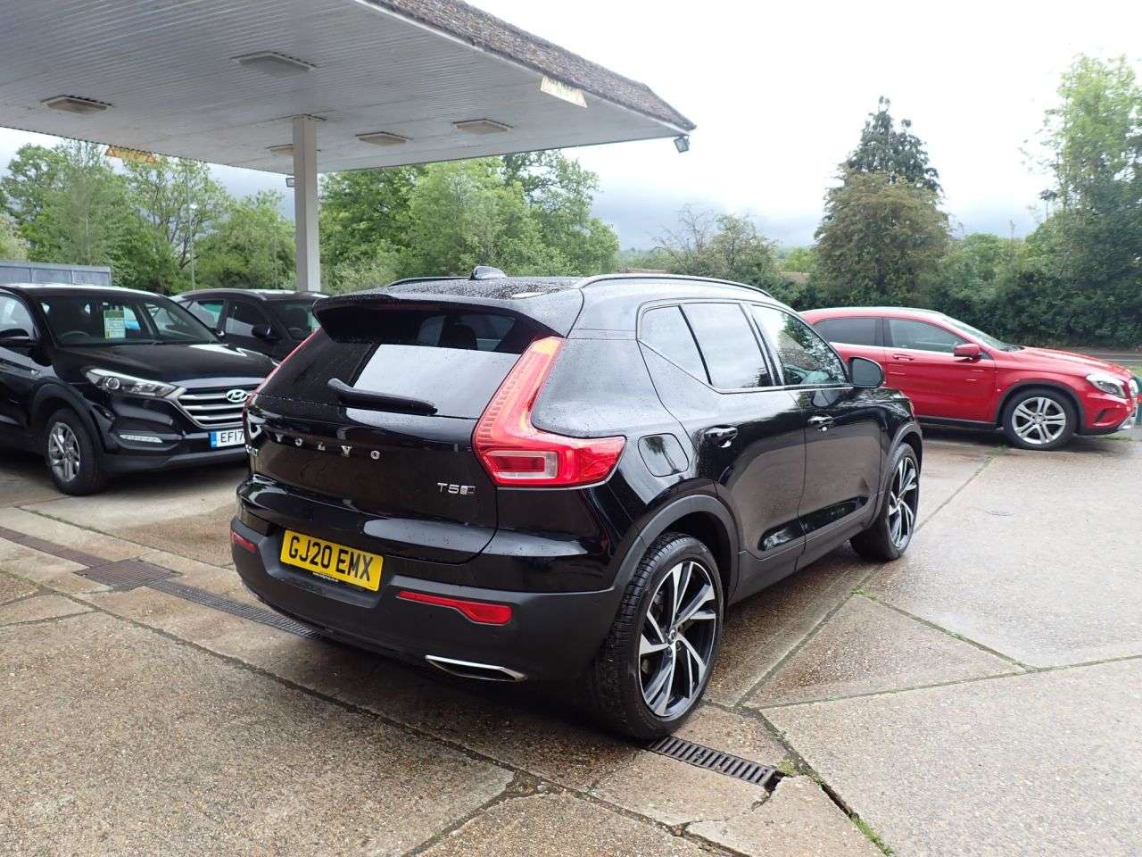 A 2020 VOLVO XC40 2.0 T5 R-Design Pro SUV 5dr Petrol Auto AWD Euro 6 (s/s) (247 ps) 360 CAMER A 2020 VOLVO XC40 2.0 T5 R-Design Pro SUV 5dr Petrol Auto AWD Euro 6 (s/s) (247 ps) 360 CAMER