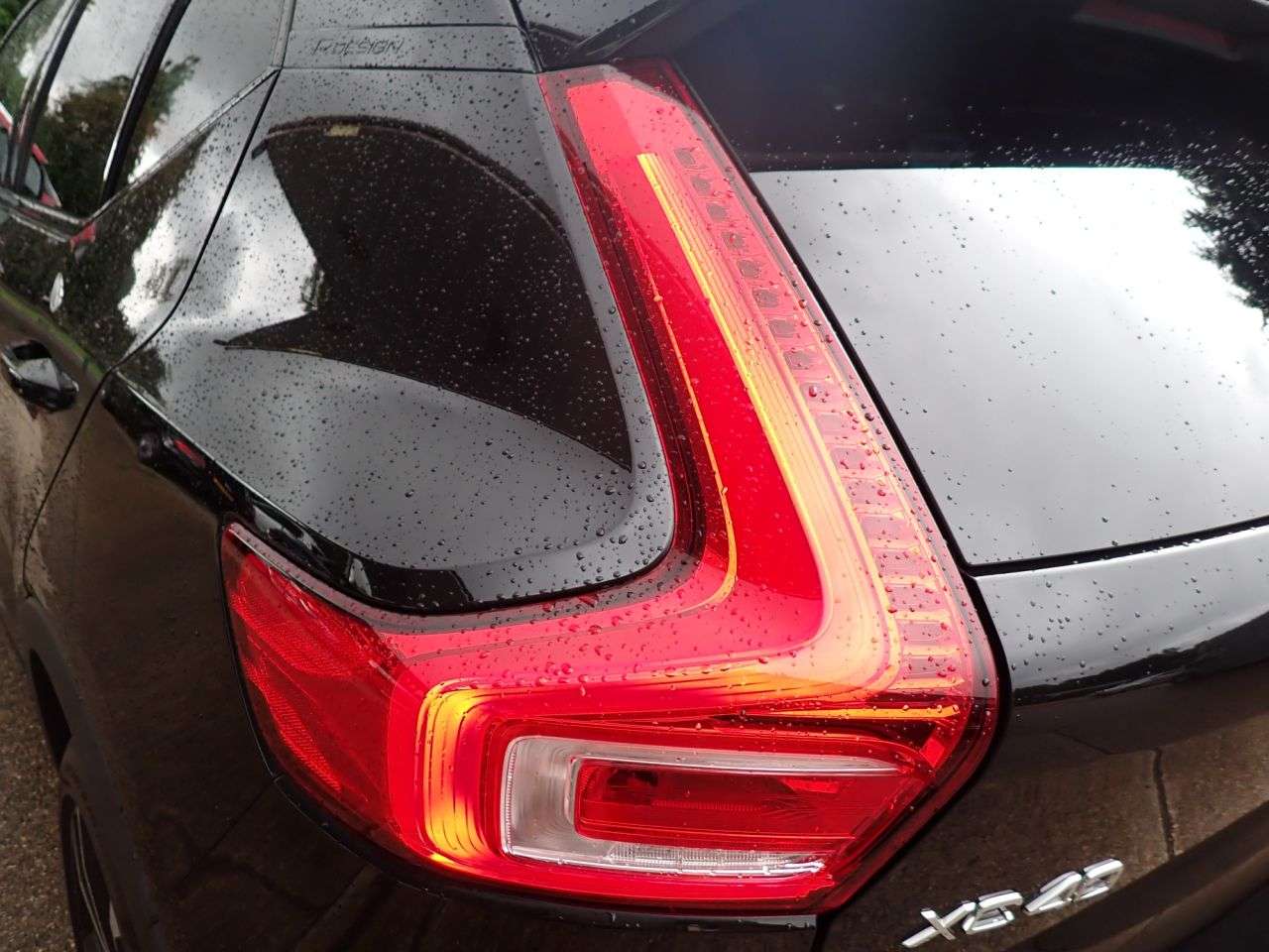 2020 VOLVO XC40 2020 VOLVO XC40