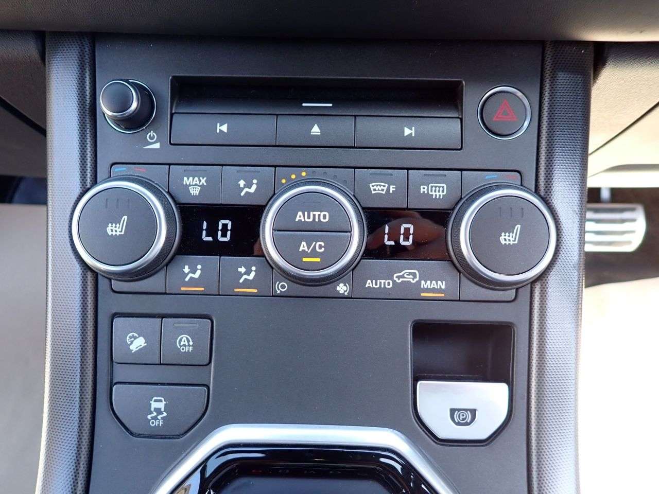 2018 LAND ROVER RANGE ROVER EVOQUE 2018 LAND ROVER RANGE ROVER EVOQUE