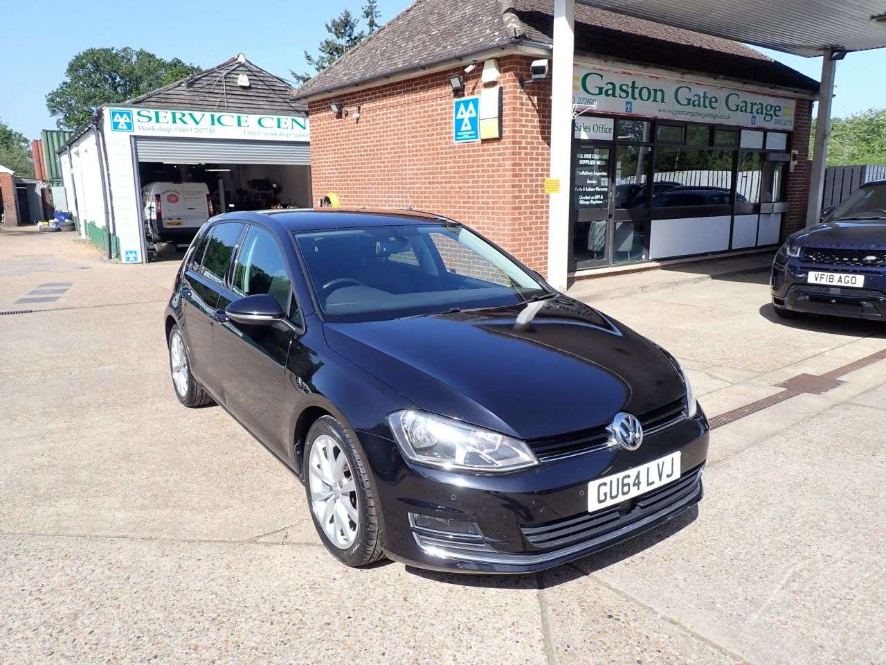 A 2014 VOLKSWAGEN GOLF 1.4 TSI BlueMotion Tech ACT GT Hatchback 5dr Petrol DSG Euro 6 (s/s) (150 p A 2014 VOLKSWAGEN GOLF 1.4 TSI BlueMotion Tech ACT GT Hatchback 5dr Petrol DSG Euro 6 (s/s) (150 p