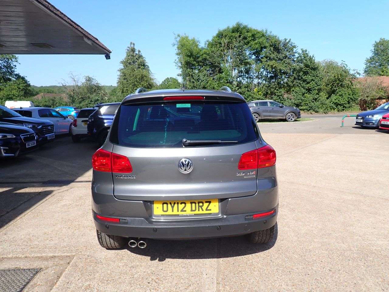 A 2012 VOLKSWAGEN TIGUAN 2.0 TDI Sport SUV 5dr Diesel Manual 4WD Euro 5 (170 ps) PARKING SENSORS, WO A 2012 VOLKSWAGEN TIGUAN 2.0 TDI Sport SUV 5dr Diesel Manual 4WD Euro 5 (170 ps) PARKING SENSORS, WO