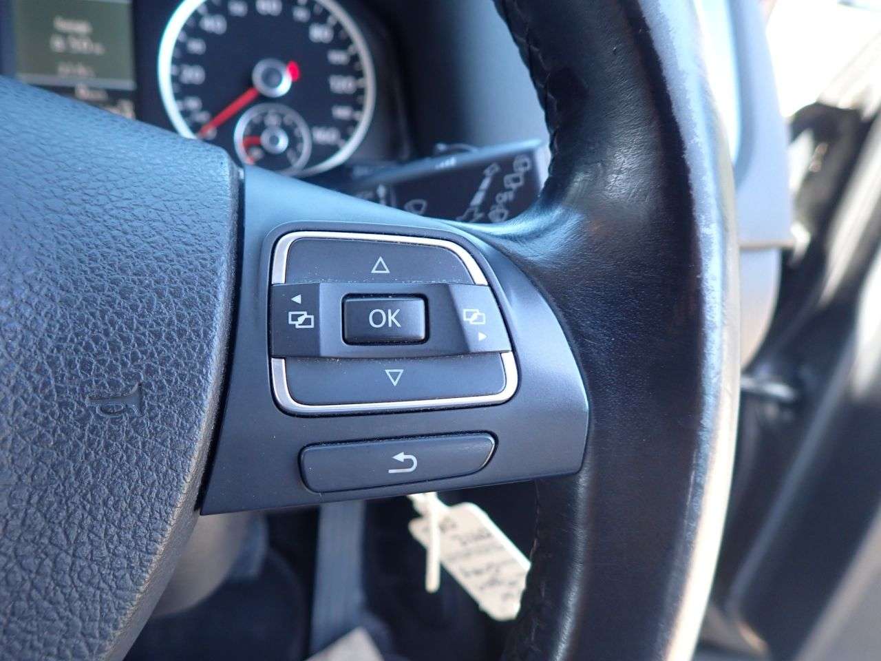 2012 VOLKSWAGEN TIGUAN 2012 VOLKSWAGEN TIGUAN