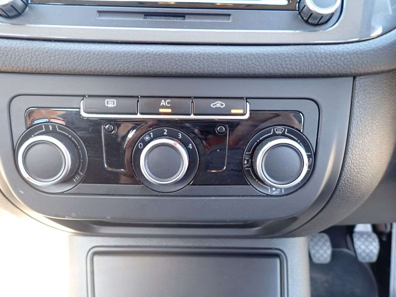 2012 VOLKSWAGEN TIGUAN 2012 VOLKSWAGEN TIGUAN
