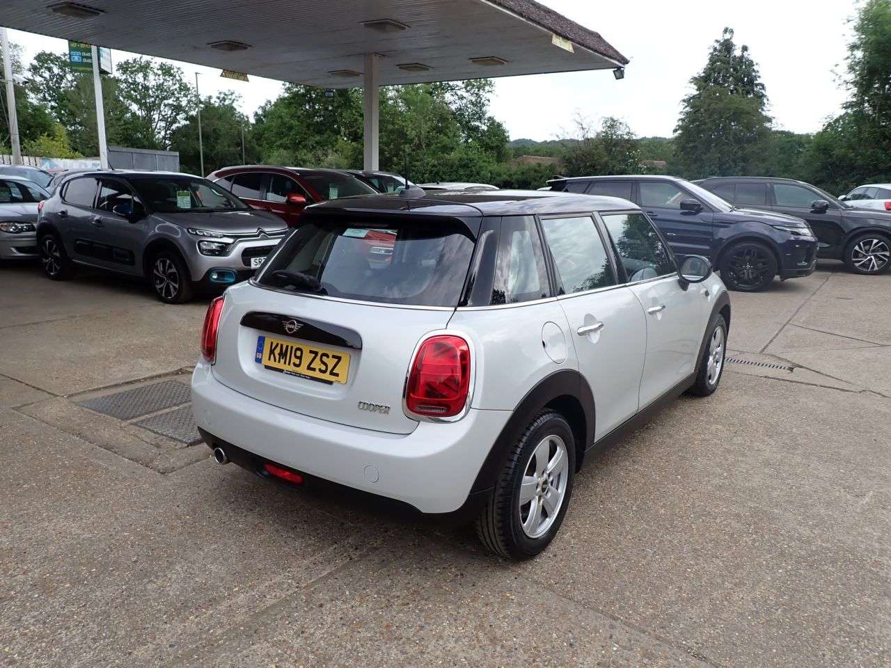 A 2019 MINI HATCH 1.5 Cooper Classic Hatchback 5dr Petrol Manual Euro 6 (s/s) (136 ps) NEW CL A 2019 MINI HATCH 1.5 Cooper Classic Hatchback 5dr Petrol Manual Euro 6 (s/s) (136 ps) NEW CL