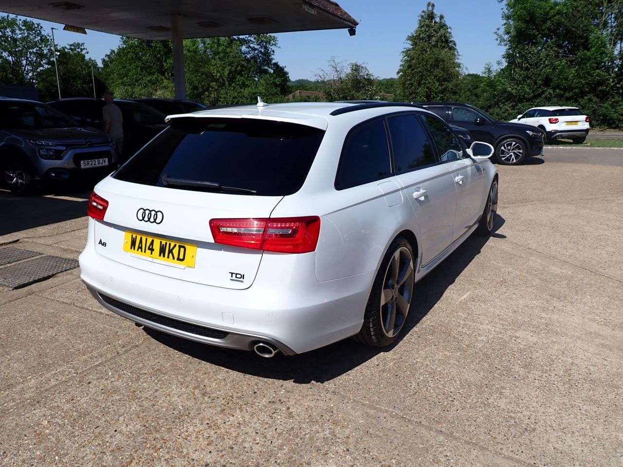 A 2014 AUDI A6 AVANT 3.0 TDI V6 Black Edition Estate 5dr Diesel S Tronic quattro Euro 5 (s/s) (2 A 2014 AUDI A6 AVANT 3.0 TDI V6 Black Edition Estate 5dr Diesel S Tronic quattro Euro 5 (s/s) (2