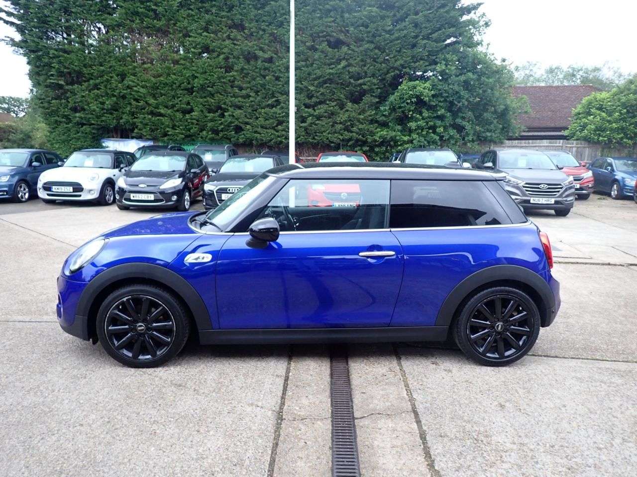 2018 MINI HATCH 2018 MINI HATCH