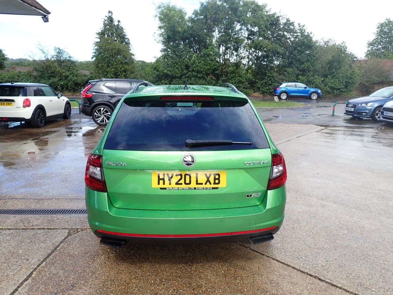 A 2020 SKODA OCTAVIA 2.0 TSI vRS Challenge Estate 5dr Petrol DSG Euro 6 (s/s) (245 ps) HEATED SE A 2020 SKODA OCTAVIA 2.0 TSI vRS Challenge Estate 5dr Petrol DSG Euro 6 (s/s) (245 ps) HEATED SE