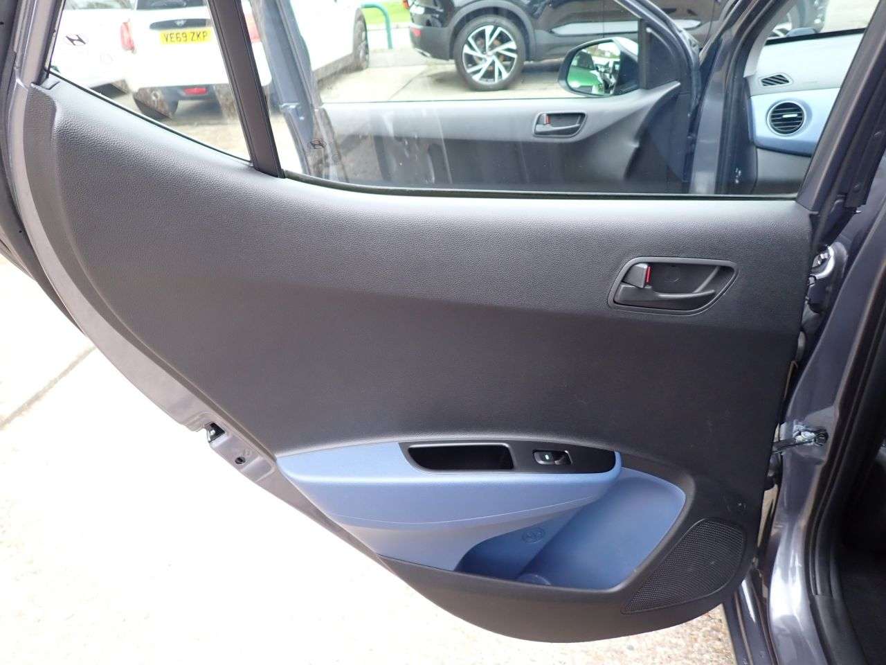 2017 HYUNDAI I10 2017 HYUNDAI I10