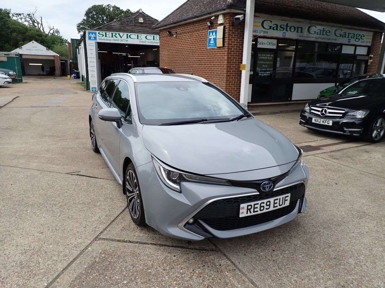 A 2019 TOYOTA COROLLA 2.0 VVT-h Excel Touring Sports 5dr Petrol Hybrid CVT Euro 6 (s/s) (184 ps) A 2019 TOYOTA COROLLA 2.0 VVT-h Excel Touring Sports 5dr Petrol Hybrid CVT Euro 6 (s/s) (184 ps)