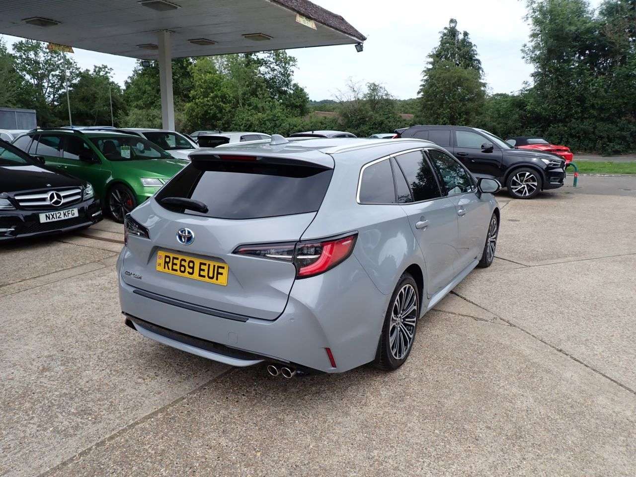 A 2019 TOYOTA COROLLA 2.0 VVT-h Excel Touring Sports 5dr Petrol Hybrid CVT Euro 6 (s/s) (184 ps) A 2019 TOYOTA COROLLA 2.0 VVT-h Excel Touring Sports 5dr Petrol Hybrid CVT Euro 6 (s/s) (184 ps)