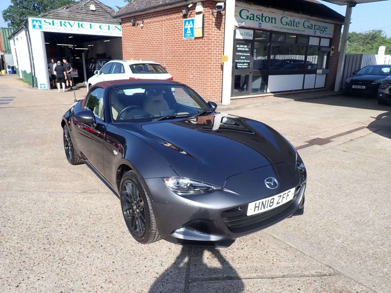 A 2018 MAZDA MX-5 2.0 SKYACTIV-G Z-Sport Convertible 2dr Petrol Manual Euro 6 (160 ps) PARKIN A 2018 MAZDA MX-5 2.0 SKYACTIV-G Z-Sport Convertible 2dr Petrol Manual Euro 6 (160 ps) PARKIN