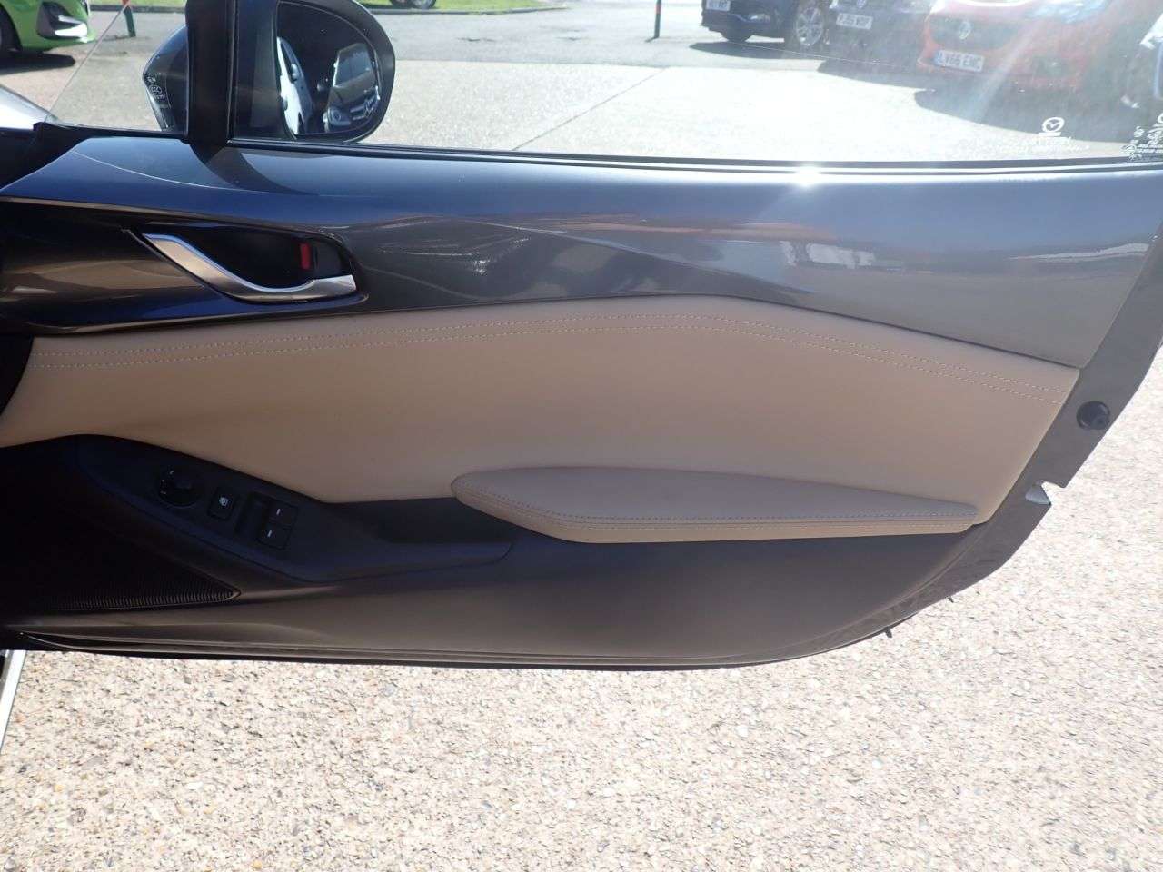 2018 MAZDA MX-5 2018 MAZDA MX-5