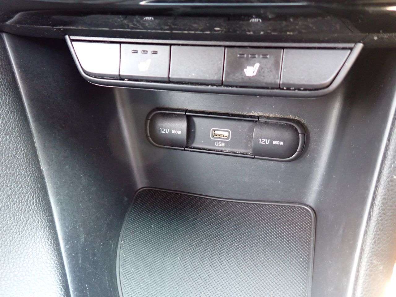 2019 KIA SPORTAGE 2019 KIA SPORTAGE