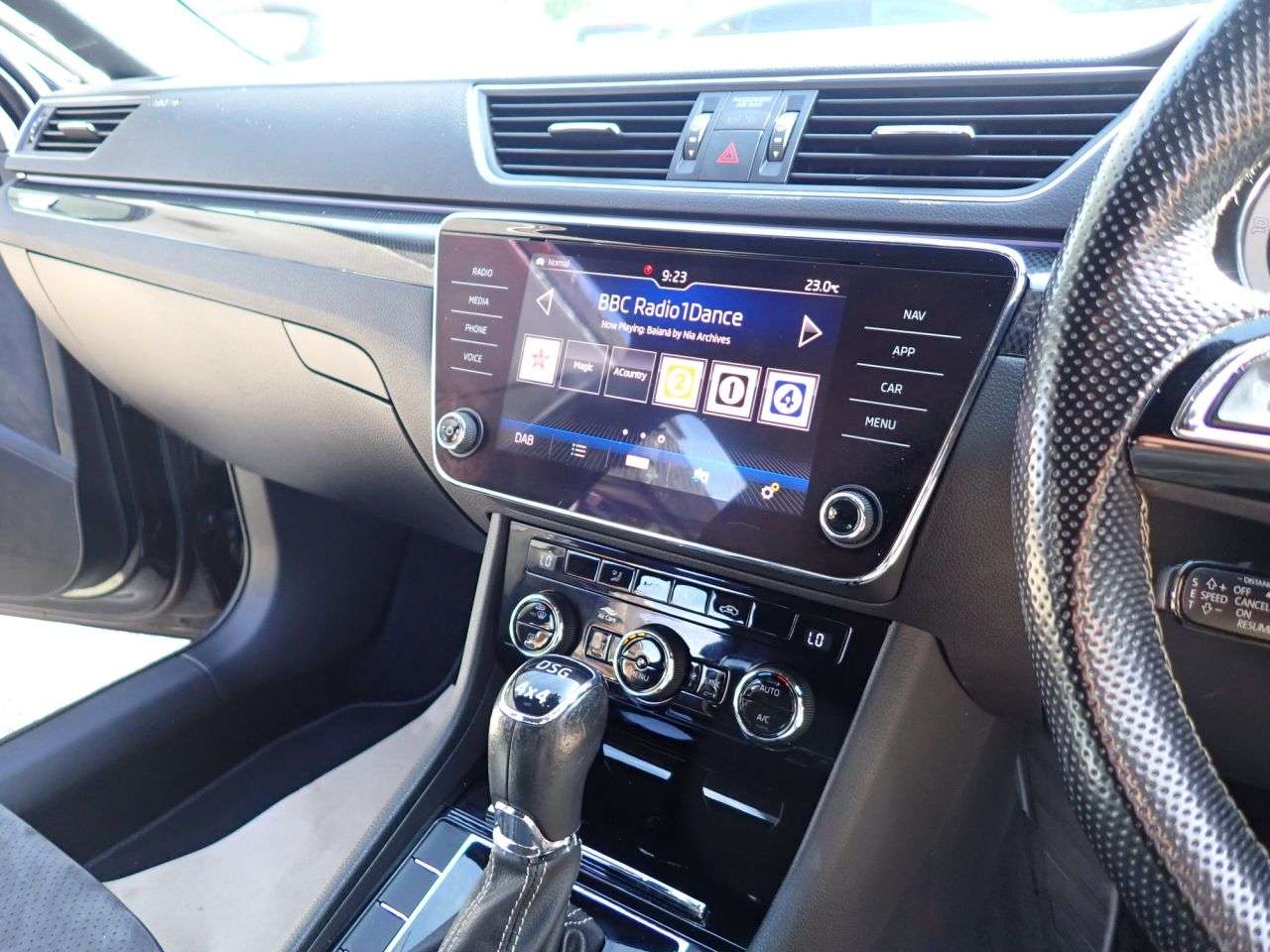 2018 SKODA SUPERB 2018 SKODA SUPERB