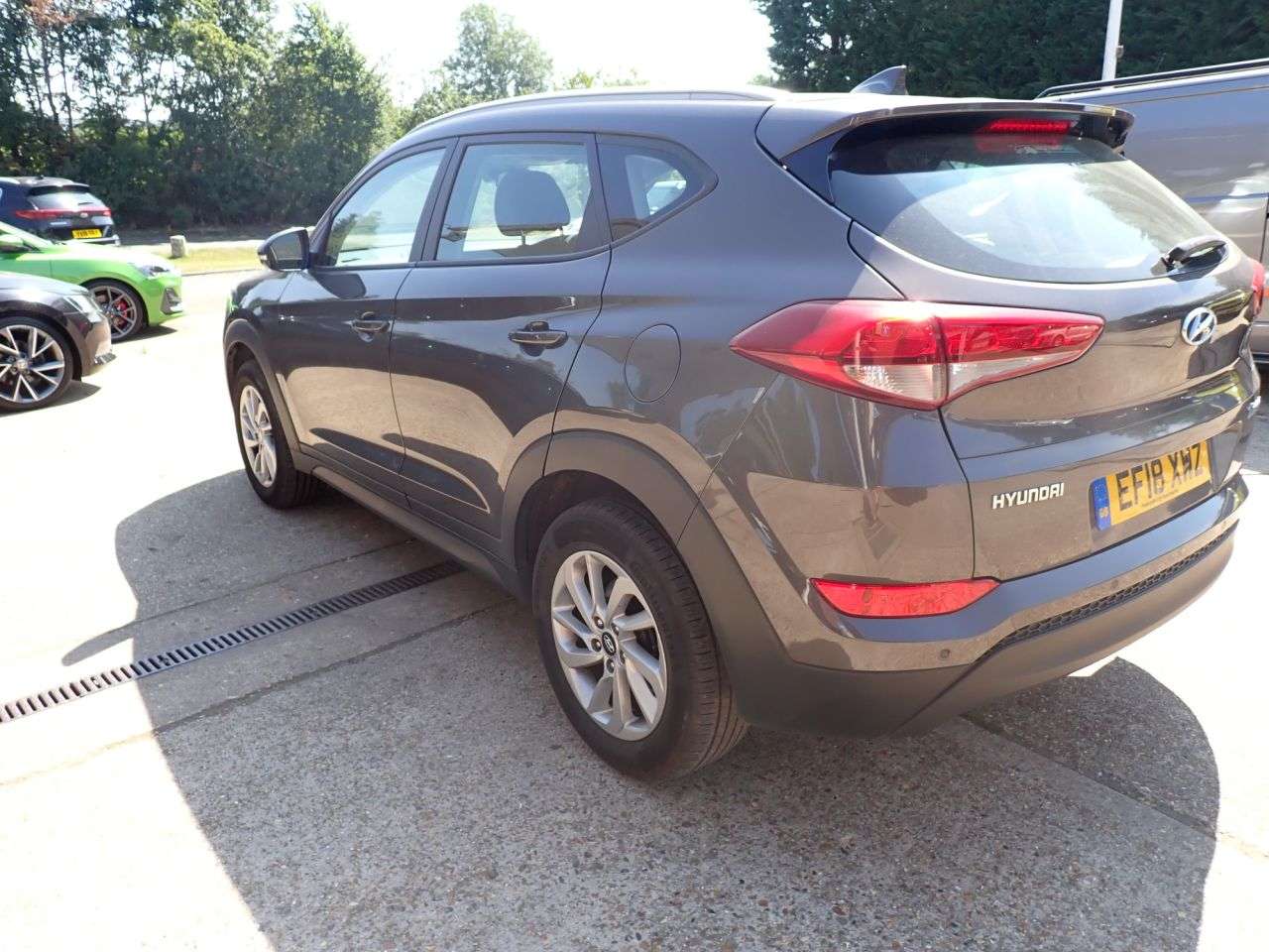 A 2018 HYUNDAI TUCSON 1.6 GDi Blue Drive SE SUV 5dr Petrol Manual Euro 6 (s/s) (132 ps) FULL ADVE A 2018 HYUNDAI TUCSON 1.6 GDi Blue Drive SE SUV 5dr Petrol Manual Euro 6 (s/s) (132 ps) FULL ADVE