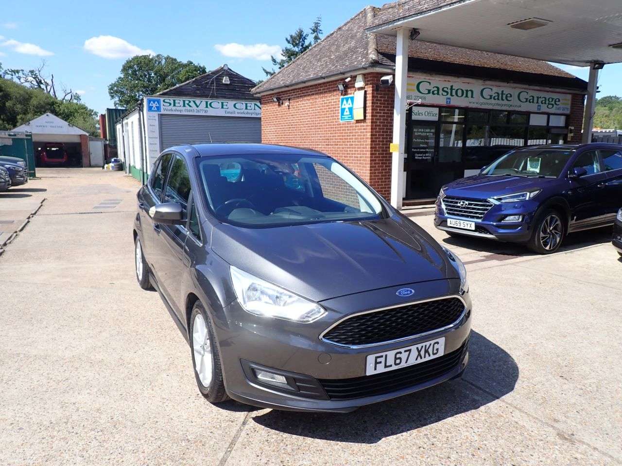 A 2017 FORD C-MAX 1.6 Ti-VCT Zetec MPV 5dr Petrol Manual Euro 6 (125 ps) SAT NAV, BLUETOOTH, A 2017 FORD C-MAX 1.6 Ti-VCT Zetec MPV 5dr Petrol Manual Euro 6 (125 ps) SAT NAV, BLUETOOTH,