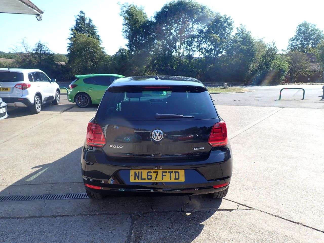 A 2017 VOLKSWAGEN POLO 1.0 Match Edition Hatchback 5dr Petrol Manual Euro 6 (s/s) (60 ps) PARKING A 2017 VOLKSWAGEN POLO 1.0 Match Edition Hatchback 5dr Petrol Manual Euro 6 (s/s) (60 ps) PARKING