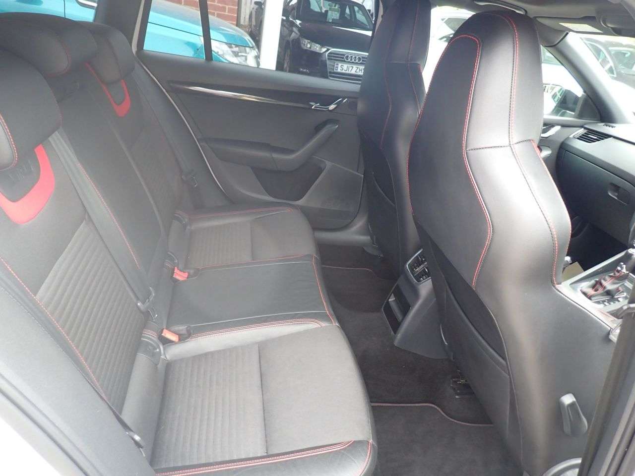 2015 SKODA OCTAVIA 2015 SKODA OCTAVIA